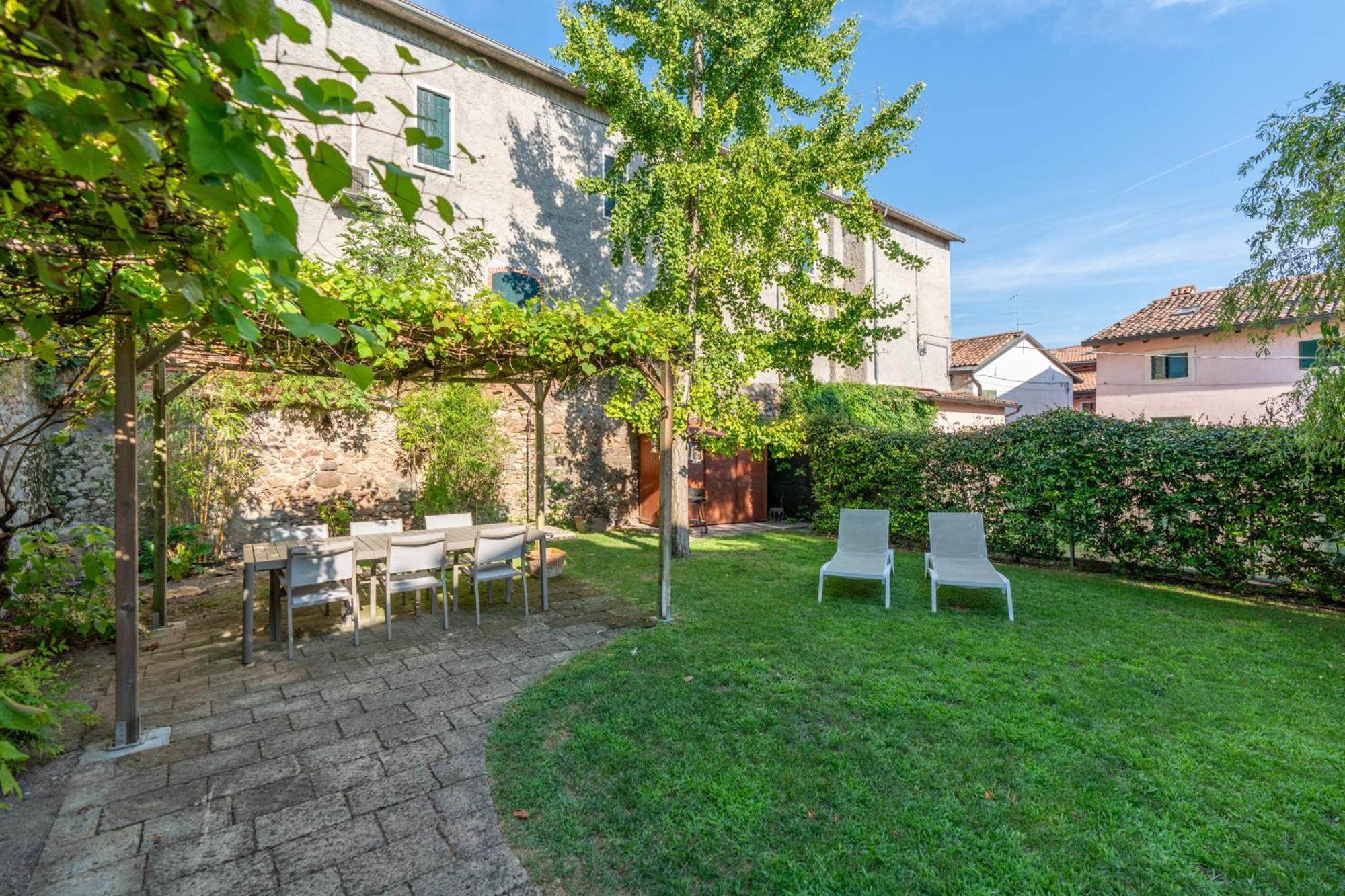 Corte Angelini By Postcardsfrom Castelnuovo del Garda Kültér fotó